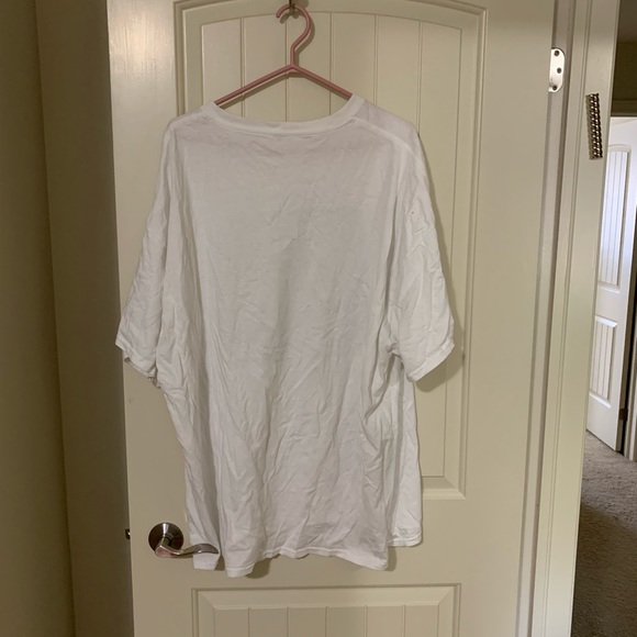 Hot rod garage vintage white tee - Picture 2 of 2